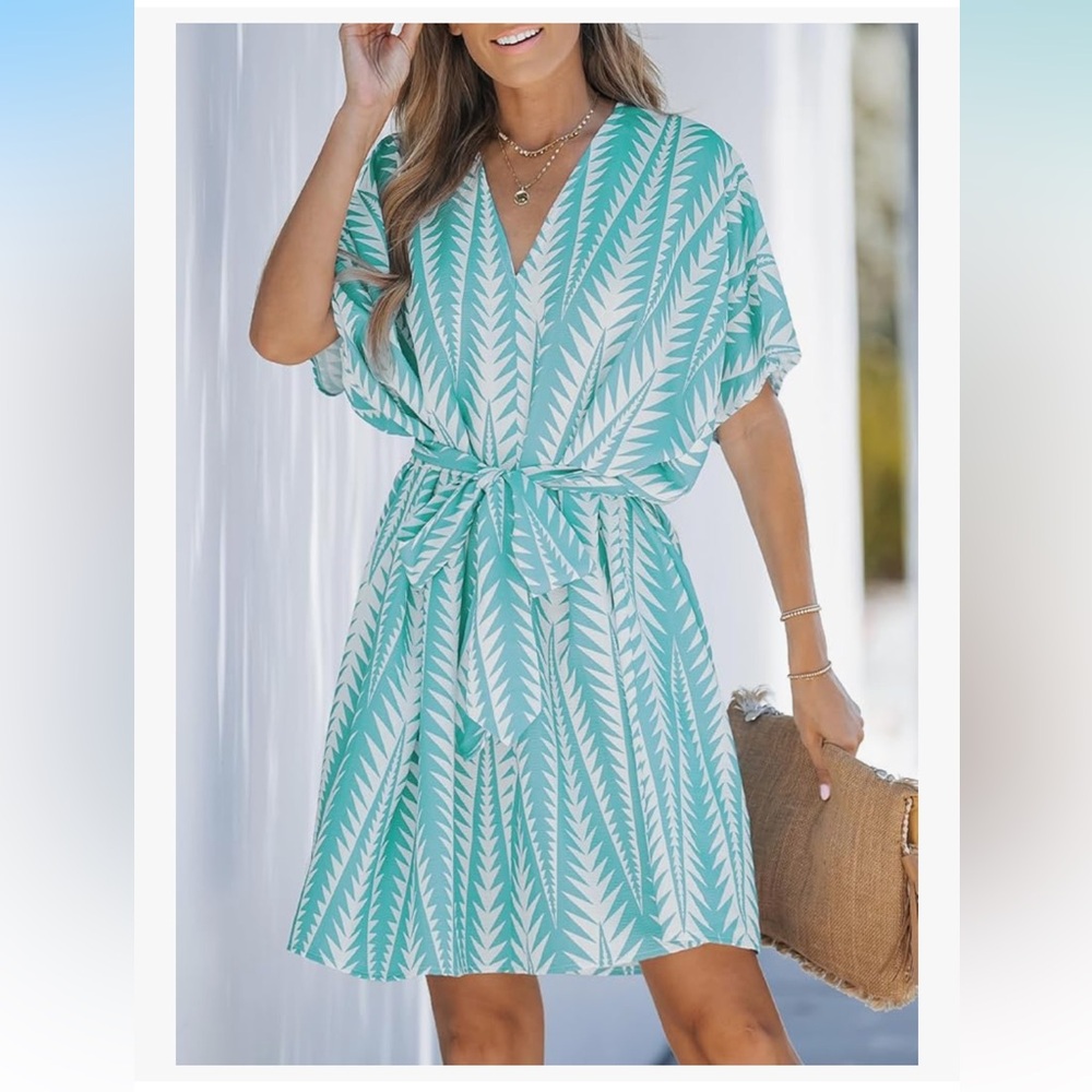 Cupshe NWT M AQUA WHITE shift dolman relaxed low V  Swim Cover-Up